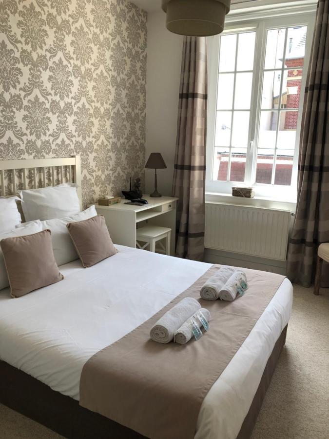 Hotel Le Normand Houlgate Bagian luar foto