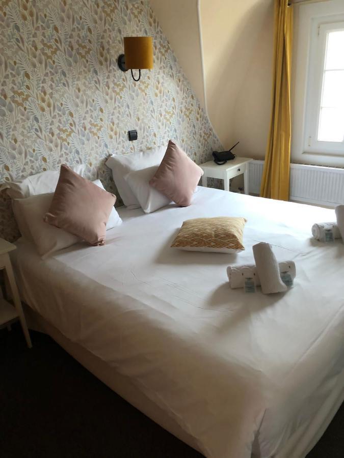 Hotel Le Normand Houlgate Bagian luar foto